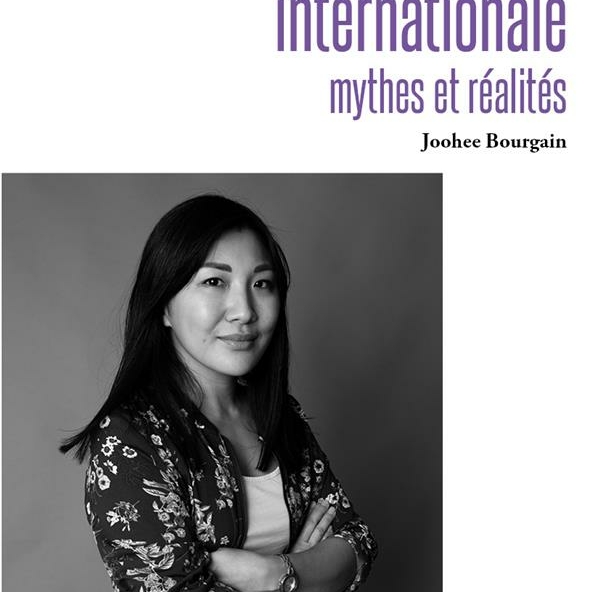 A quoi pensez-vous quand vous entendez "adoption internationale" : à un acte d'amour, un geste qui sauve un·e orphelin·e ?