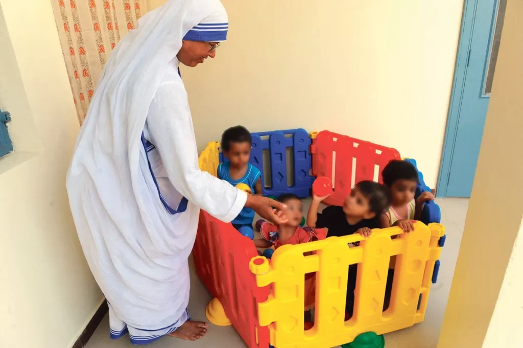 ENQUÊTE - Face aux réclamations, le gouvernement a lancé une triple inspection sur «les pratiques illicites» à l’international.